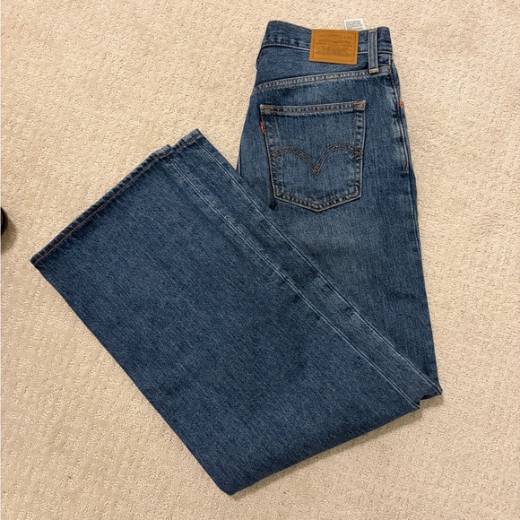 Levi's Ribcage Wide Leg Jean - Picture 2 of 2